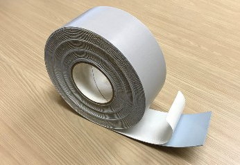 Co-developed silicone rubber and PTFE film with adhesive coating | Saint-Gobain