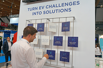 Battery Show Europe 2024 Saint-Gobain booth interaction