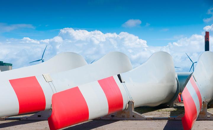 Wind Mill Blades | Saint-Gobain Tape Solutions