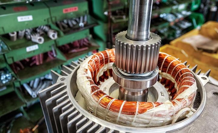 Electric motor assembly