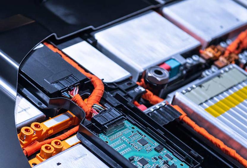 Lithium-ion battery pack for electric vehicle